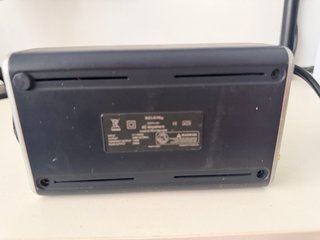 Inversor Belkin 12V DC a 220V AC