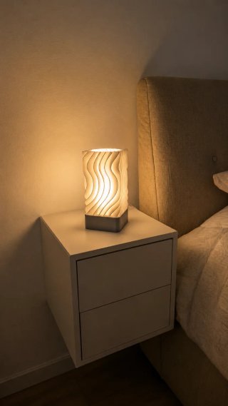 Lámpara de mesa moderna