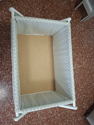 Minicuna con ruedas, buen estado