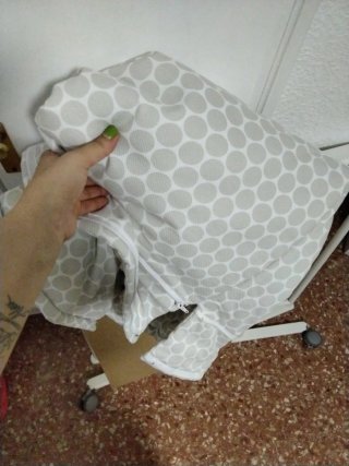 Minicuna con ruedas, buen estado