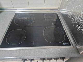 Placa Vitrocerámica Balay 4 fuegos  OJO: NO TÁCTIL