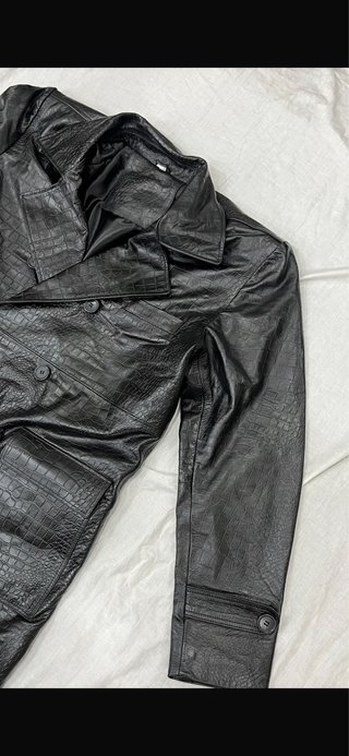 Cappotto lungo vera pelle effetto coccodrillonero