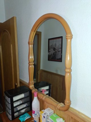 Mueble de salón de madera maciza