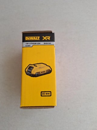 Batería Dewalt 18V 2.0Ah XR DCB183