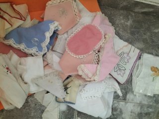 Lote 69 servilletas antiguas bordadas a mano