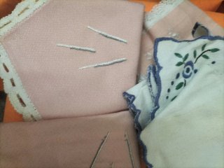 Lote 69 servilletas antiguas bordadas a mano