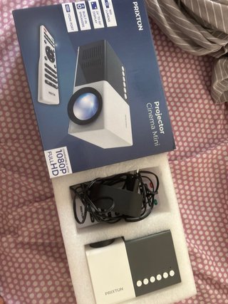 Proyector Mini PRIXTON Cinema Mini + Mando