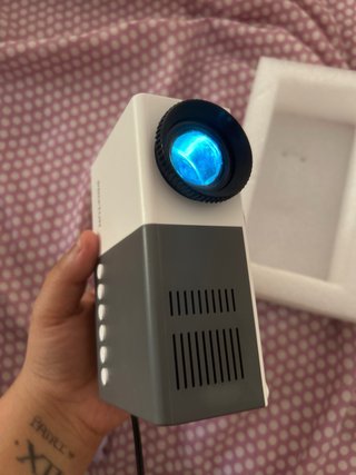 Proyector Mini PRIXTON Cinema Mini + Mando