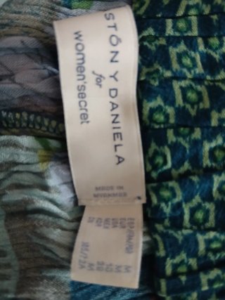 Conjunto pantalón y body estampado