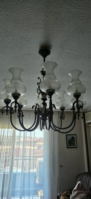 Lámpara de salón de cristal y metal