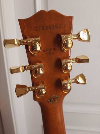 Gibson Custom Shop Koa Hummingbird