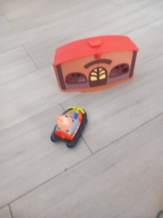 Lote de juguetes casa y coche