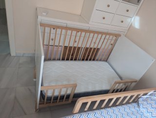 Cuna Colecho Unami 3x1 Convertible + Ruedas