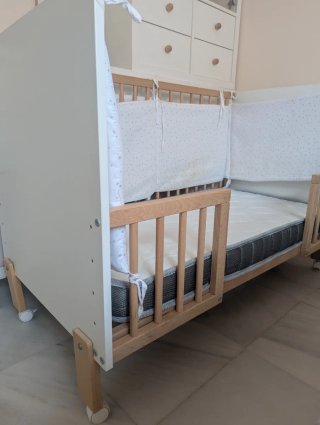 Cuna Colecho Unami 3x1 Convertible + Ruedas