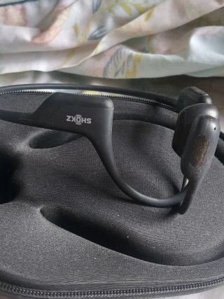 Audífonos SHOKZ Negros/Grises