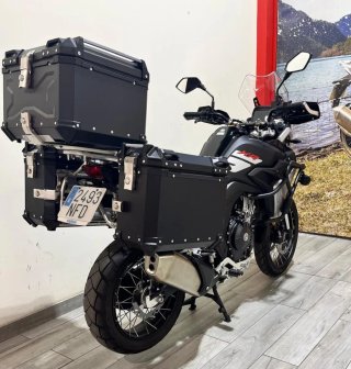Macbor Montana XR5 2025 - 8700 km