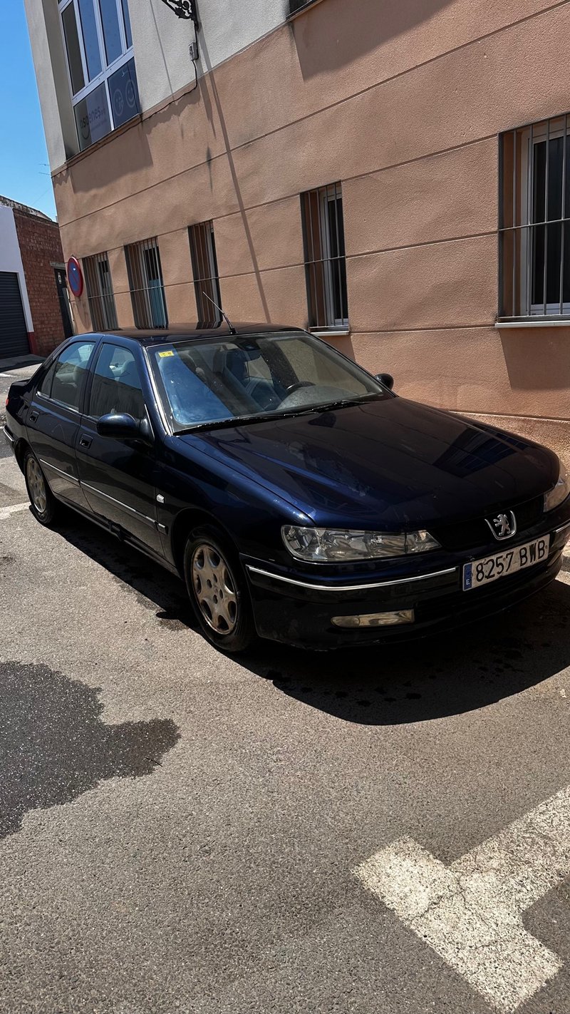 Peugeot 406 2002 - foto 1