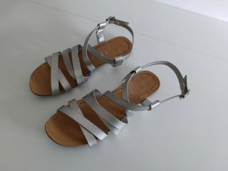 Sandalias plateadas talla 39