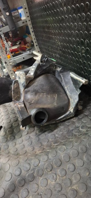 Subchasis Caja Filtro KTM SX 85 06