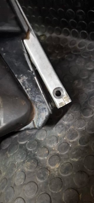 Subchasis Caja Filtro KTM SX 85 06