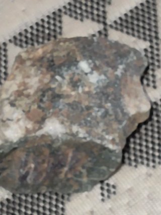 Jadeíta Bruta 236,30 Ct