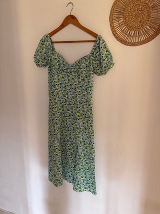 Vestido floral azul y verde