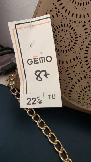 Bolso de mano Gemo con cadena dorada