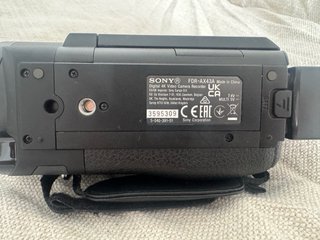 Sony Handycam FDR-AX43 4K