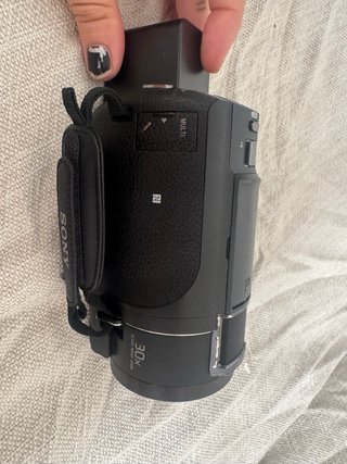 Sony Handycam FDR-AX43 4K