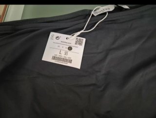 Top Bershka una manga negro talla L