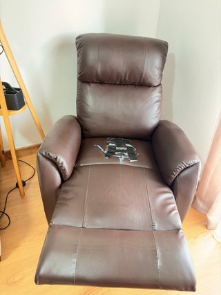 Divano relax in pelle marrone