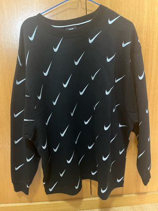 Sudadera Nike Negra con Logo Repetido