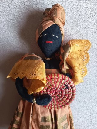 Muñeca Artesanal Africana