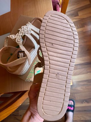Sandalias Senda Beige y Marrón