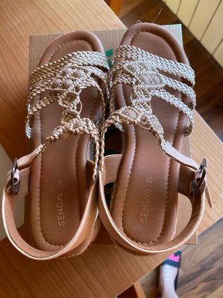 Sandalias Senda Beige y Marrón