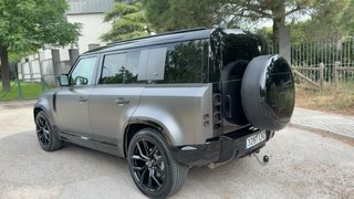 Land Rover Defender 2022