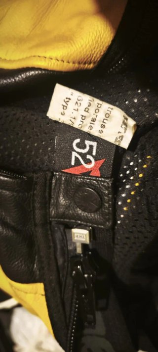 Mono Dainese 2 piezas cuero