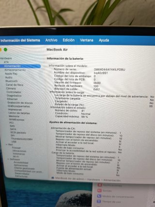 MacBook Air 15 M3 8/256 COMO NUEVO!