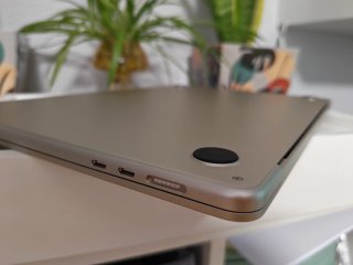 MacBook Air 15 M3 8/256 COMO NUEVO!