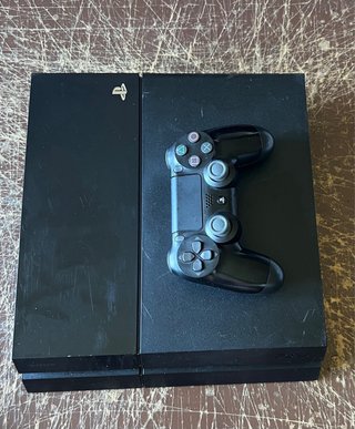 PS4 500GB CUH-1116A + DualShock 4 V2