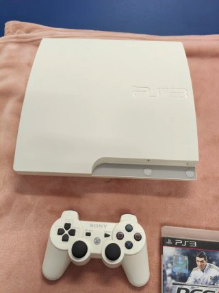 Consola PS3 Slim Blanca + 3 Juegos