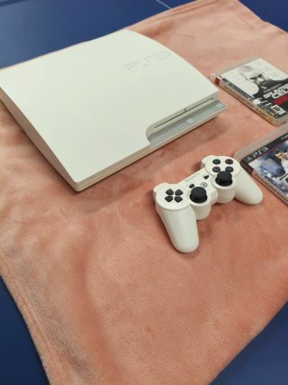 Consola PS3 Slim Blanca + 3 Juegos