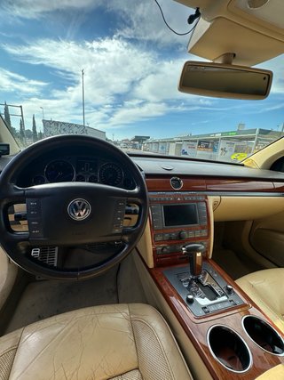 Volkswagen Phaeton 2006