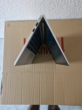 Portátil HP Probook 440 G8 i3 11 Gen 8GB/256GB