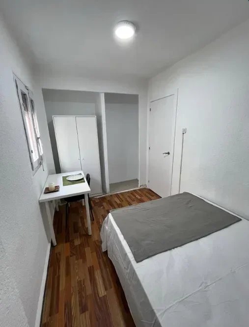 Habitación individual a 15 minutos del centro
