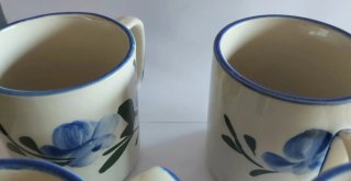 Juego 4 tazas cerámica vintage flores azules