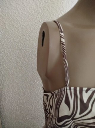 Top corto estampado cebra Primark talla M