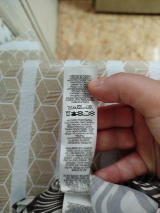 Top corto estampado cebra Primark talla M
