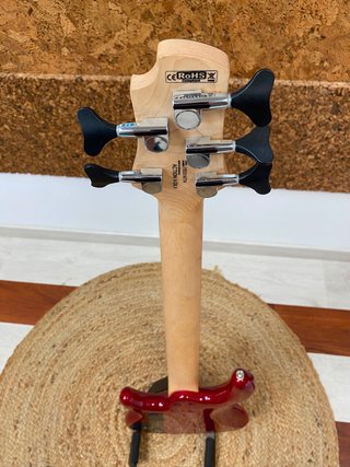 Bajo Cort ACTION V-DLX 5 cuerdas Cherry Red