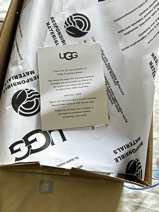 Sandalias UGG Marrones
